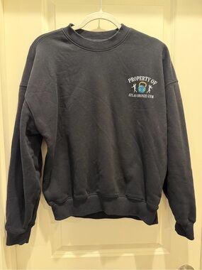 Hollister Black Crewneck Sweatshirt with Atlas Gym Chest Graphic
